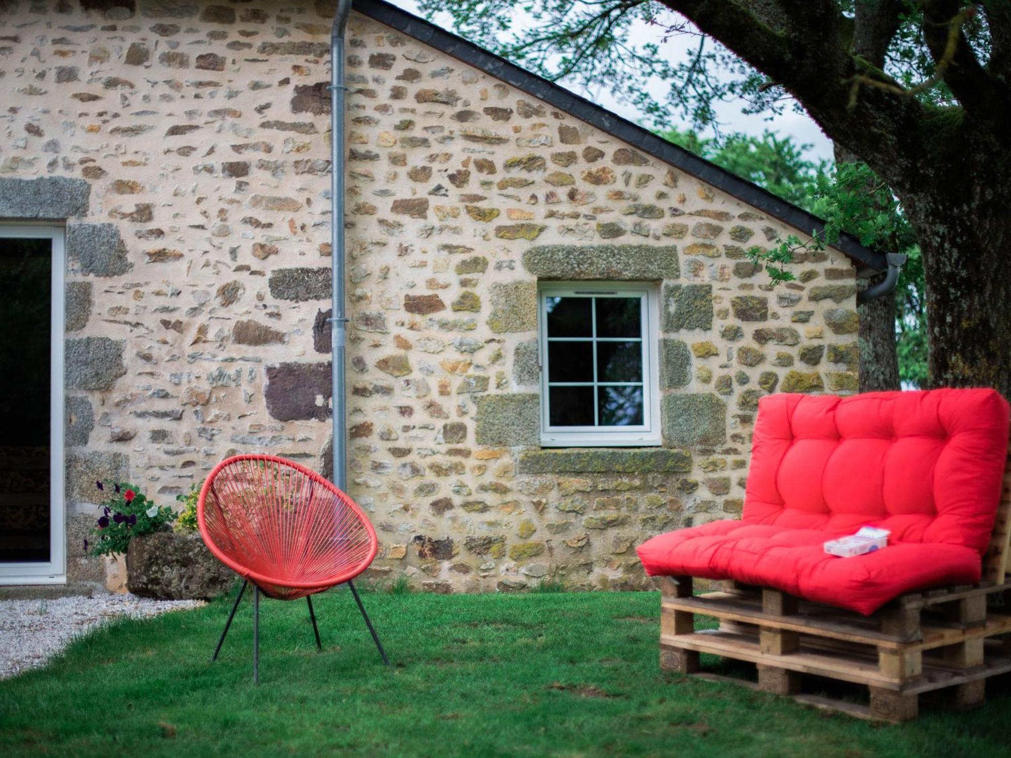 Gite De Charme Renove Avec Cheminee, Terrasse Et Proche Randonnees - Capacite 13 Pers. - Fr-1-410-179 Saint-Léonard-des-Bois Eksteriør billede